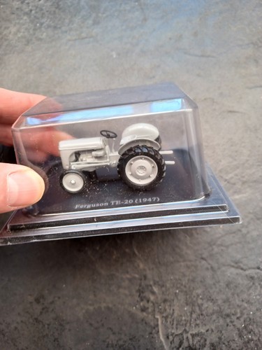 Hachette diecast tractor - diecast, model